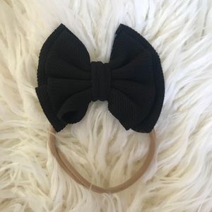 Handmade Bows! 🎀 Buy 3, get one FREE! 🎀